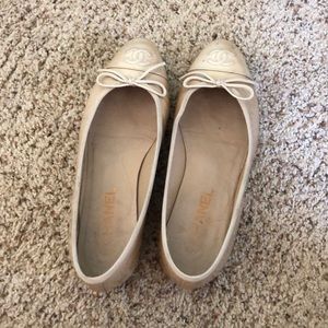 gold/light beige chancel flats